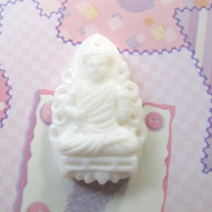 Carving Buddha Imitation Ivory Pendant J46