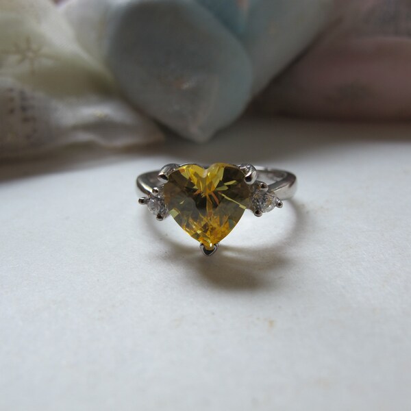 Yellow Sapphire 925 Sterling Silver with 18K White Gold Plated Ring SSR102