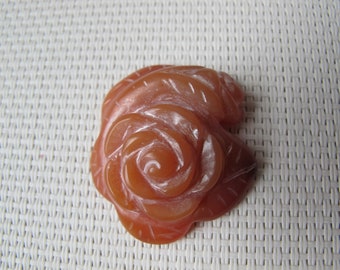 Colgante de ágata flor tallada J121