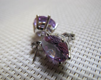 925 Sterling Silver Round Cut Earrings with Amethyst Stone SSE3