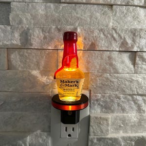 Maker's Mark mini liquor bottle night light LED