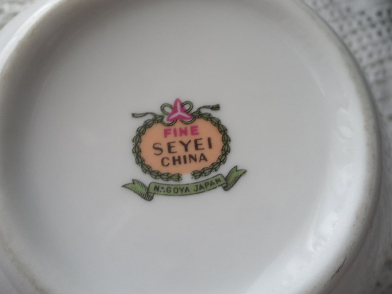 Vintage Japanese Tea Pot Seyei Fine China Pink SpringSummer Flowers