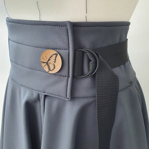 Riding skirt with wrap waist made of softshell image 3