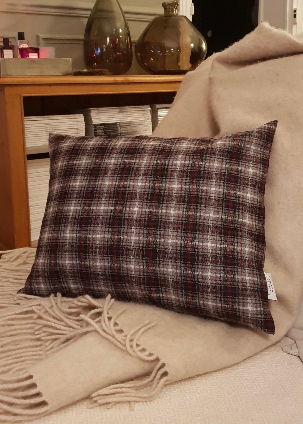 Decorative cushion in soft wool pattern black black black tartan and burgundy wallet cover