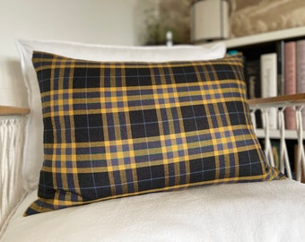 Coussin décoratif en tartan écossais jaune Paddington