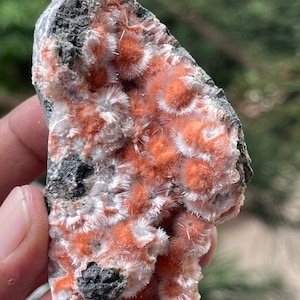 Orange mesolite ball