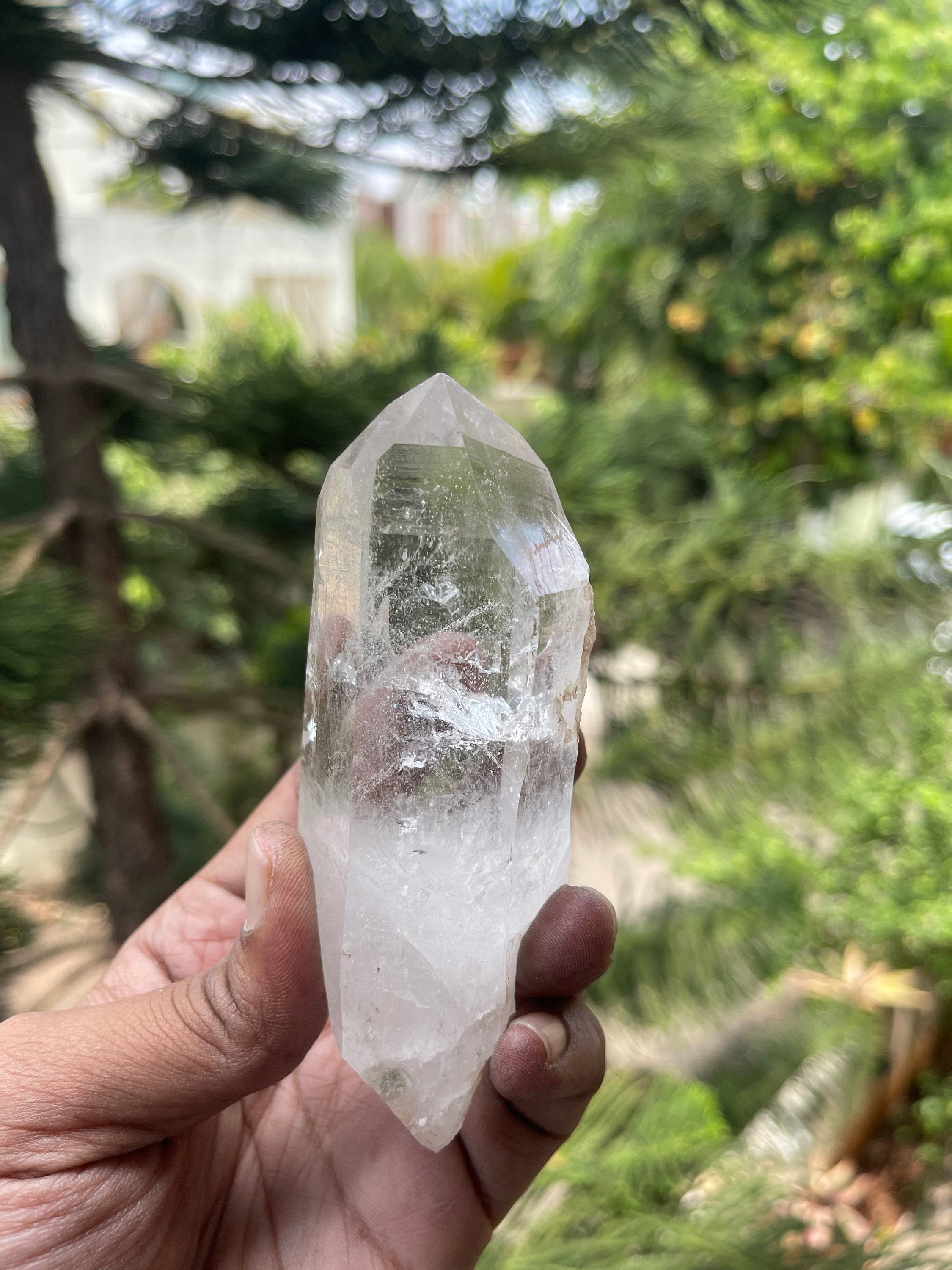 驚くほどの透明度を誇るヒマラヤのカテドラルクォーツクリスタル