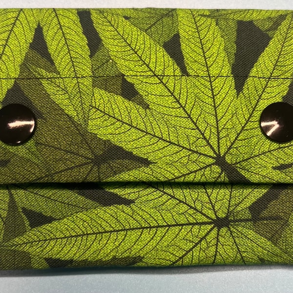 Snap Wallet - Green Leaf - Pocket Wallet - Credit card wallet - Travel wallet - Small Wallet - Credit card holder - Wallet