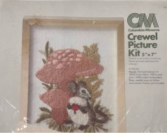 Columbia Minerva #7825 Mouse 1977 Complete Crewel Embroidery Kit - New & Sealed
