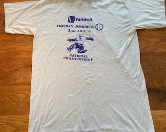 Vintage Hockey Tshirt