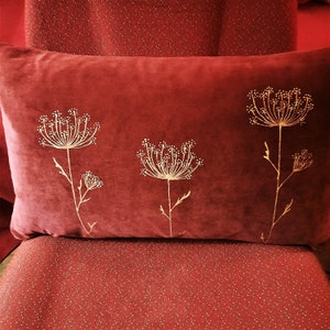 Personalized rectangular cushion, golden umbel flower pattern, hand painted, made in France