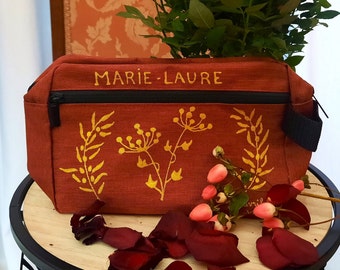 Trousse personnalisée, cadeau témoin, anniversaire, rouge et or, peint main, fait en France