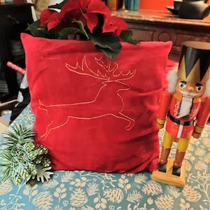 Cojín decorativo navideño rojo, estampado de ciervos dorados, personalizado, pintado a mano, hecho en Francia