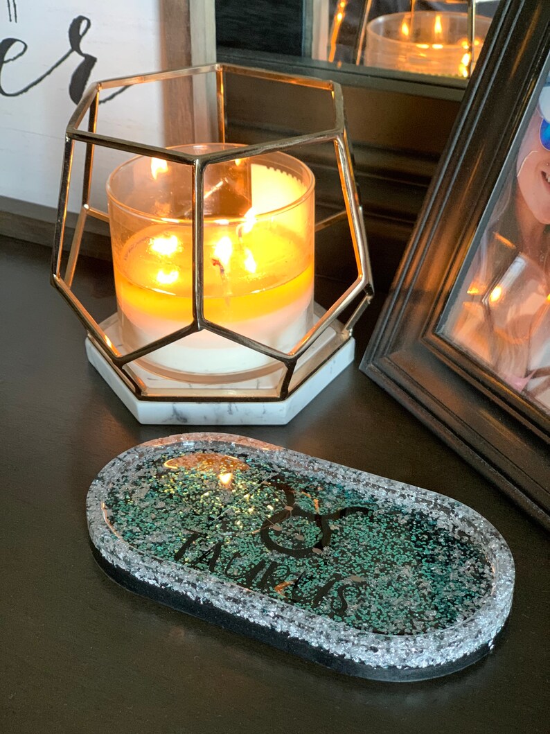 Zodiac ring tray
