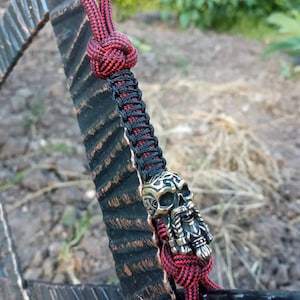 Skull Viking Keychain Paracord, Lanyard Knife, bead skull brass, Celtic Souvenir