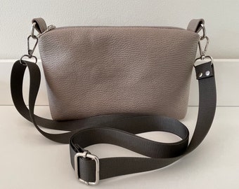 Small Soft Faux Leather Crossbody (with 1 detachable strap)