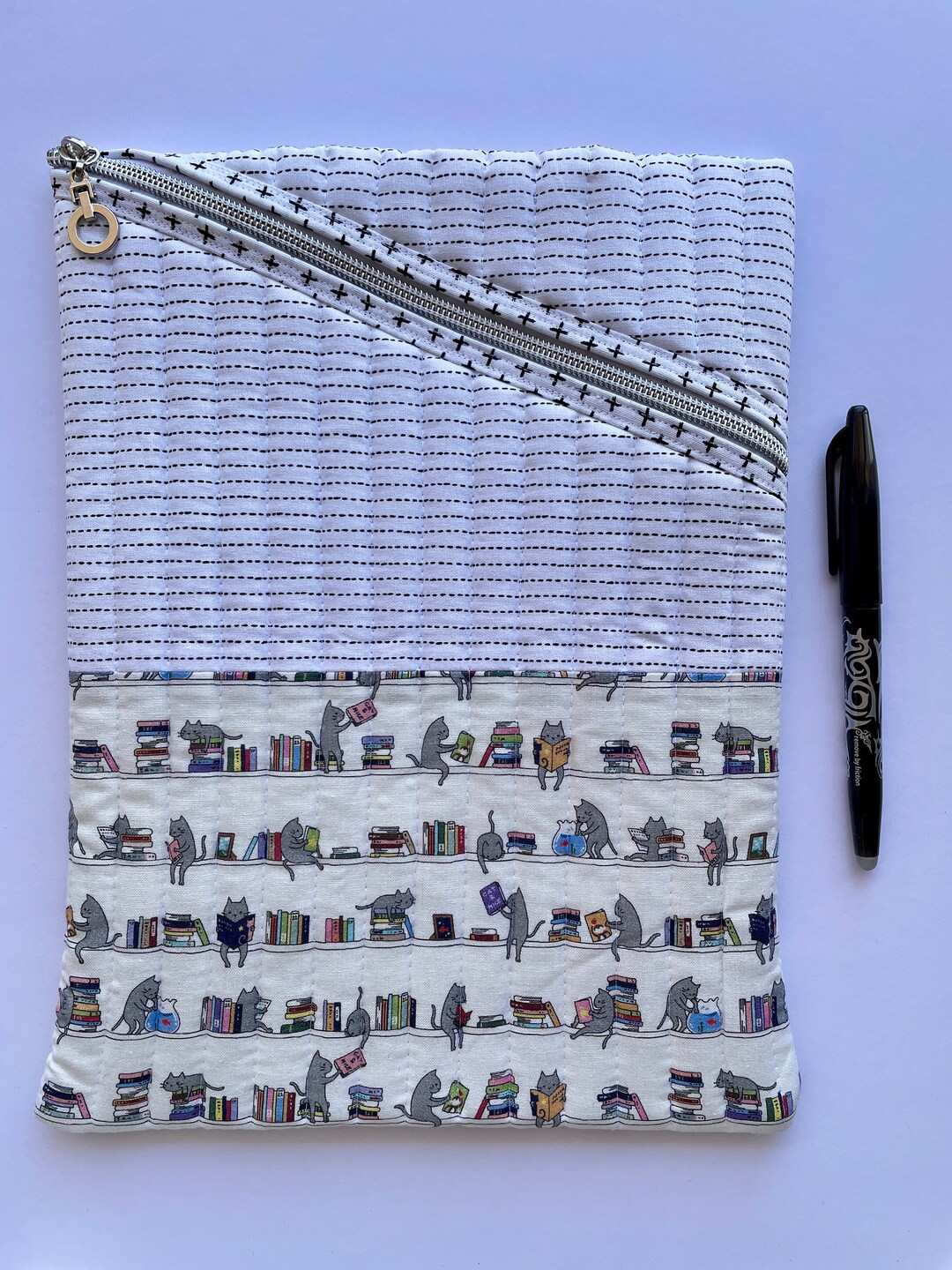 Padded Zipper Pouch / iPad Case / Book Cover / Kindle Pouch / Ereader