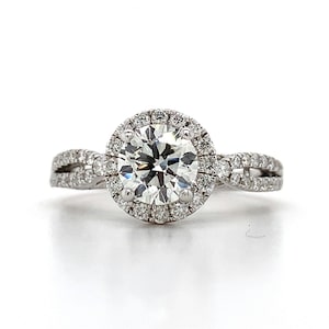 14k White Gold 1ct Round White Diamond W/ Halo Diamond Engagement Ring Size 7.25