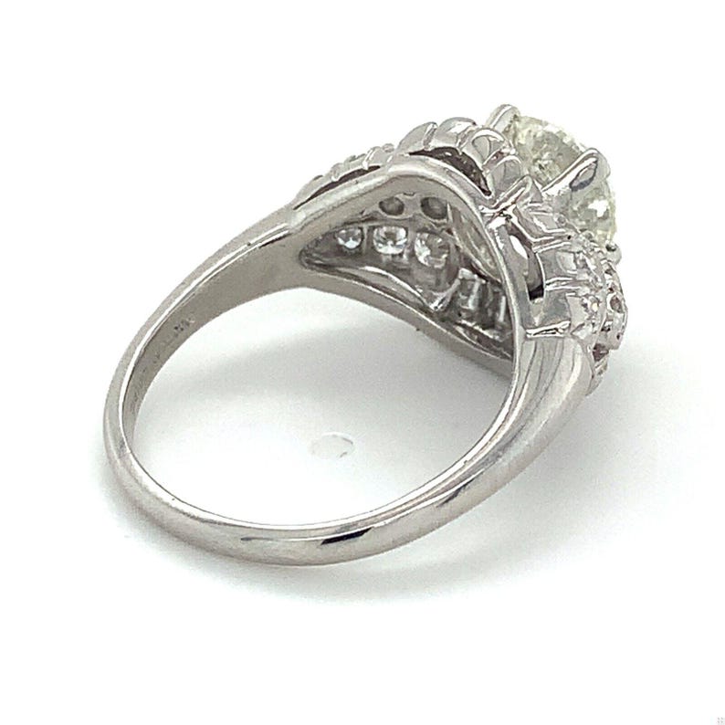 Vintage Iridium Platinum Round Cut Diamond W/ Single & Baguette Cut Diamond Ring