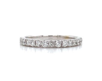 18k White Gold Prongs Round White Diamond Eternity Band Ring Size 4.25