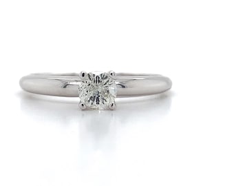 14k White Gold .27ct Round Brilliant Cut Diamond Classic Solitaire Ring Size 6