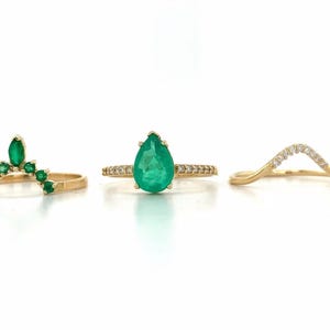 Alexis Russell 14k Yellow Gold Gia Pear Colombian Emerald & Diamond 3 Ring Set
