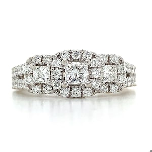 The Leo Diamond Three-Stone Engagement Ring 7/8 Ct Tw 14k White Gold