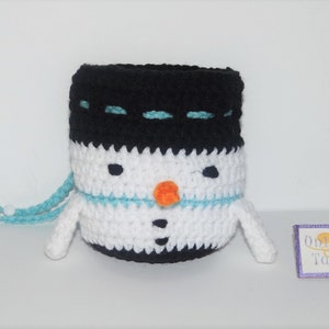 Snowman Pouch/ Drawstring Bag- Crochet Pattern PDF