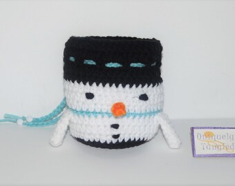 Snowman Pouch/ Drawstring Bag- Crochet Pattern PDF
