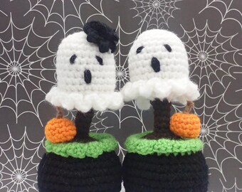 Ghostly Plant  - Crochet Amigurumi Pattern PDF