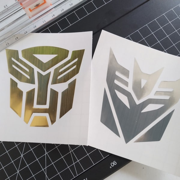 Transformers Vinyl Decal - Autobot - Decepticon