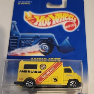 Hot Wheels Heavyweights: Letto Per Camion Medio, Serie Redlines