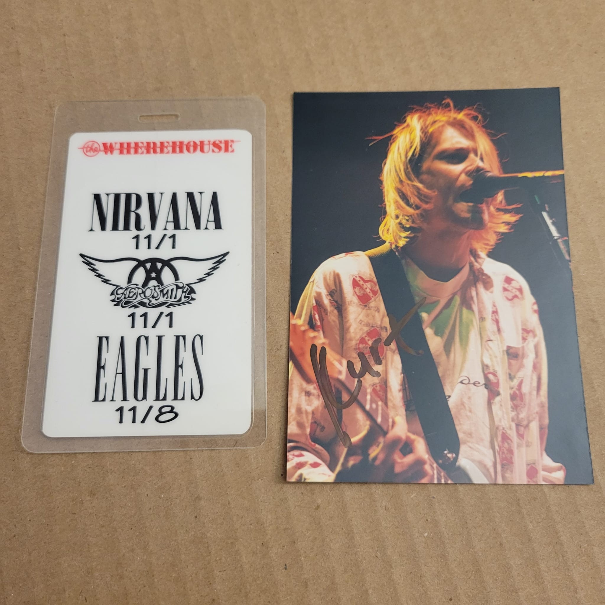 ニルヴァーナ　NIRVANA サイン　CD ピック　全メンバー ニルヴァーナ NIRVANA サイン CD ピック 全メンバー（2025年最新