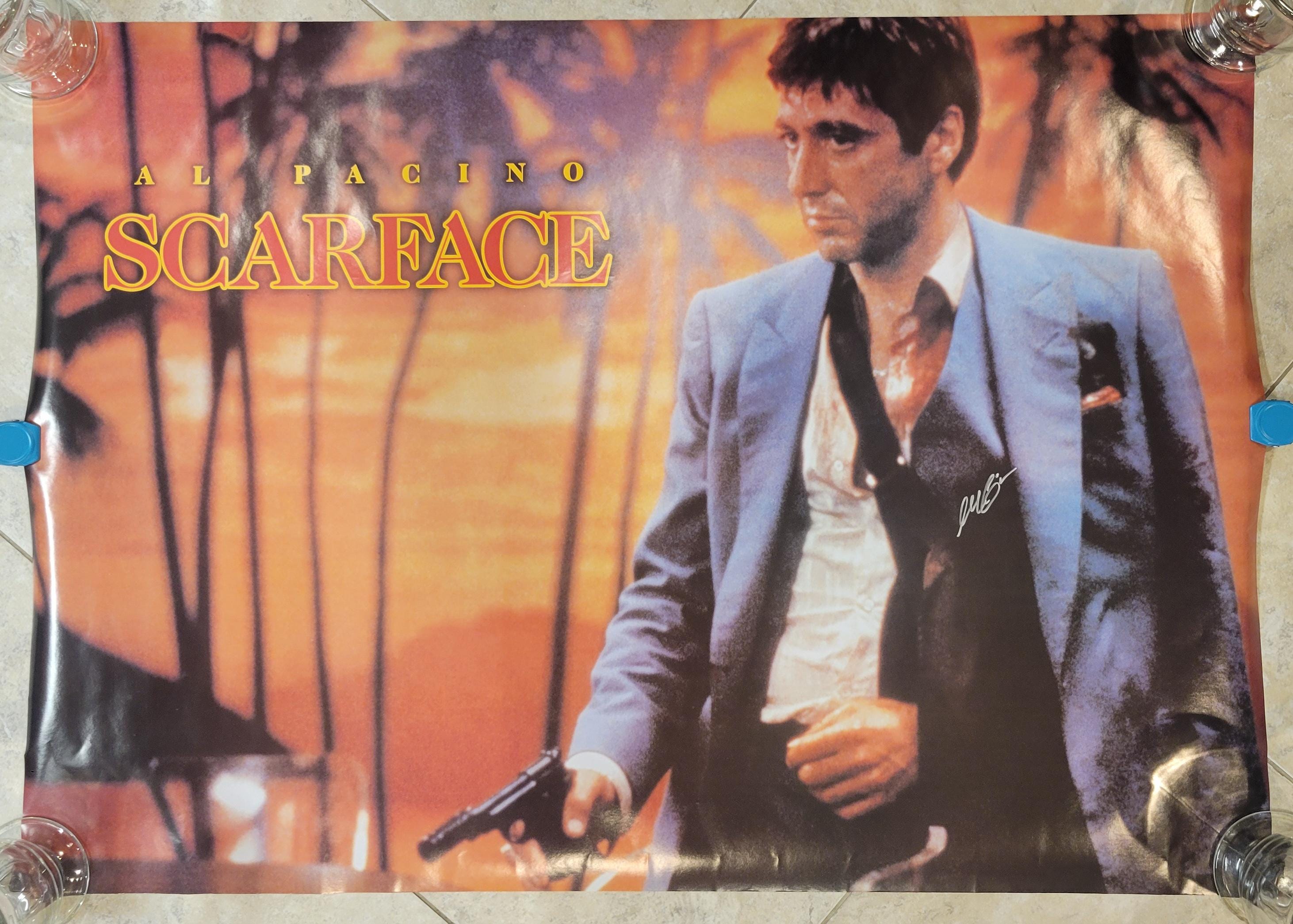 Descargar fondos de Arte De Scarface Tony Montana El Mundo Es Tuyo |  Wallpapers.com, image size:2924x2090