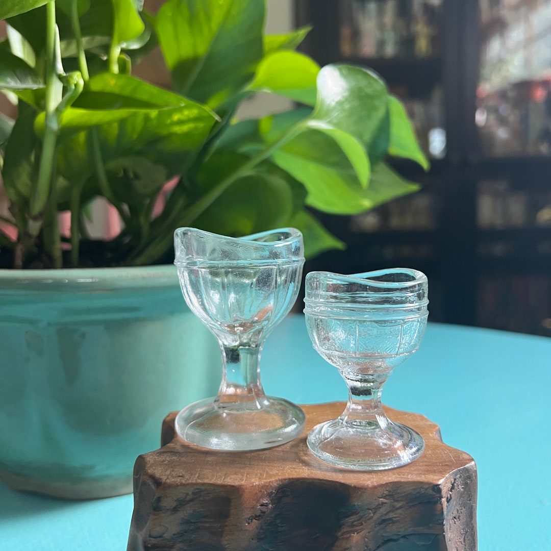 Glass Eyewash Vintage Eyewash Set of 2 Glass Washers Eyes Etsy