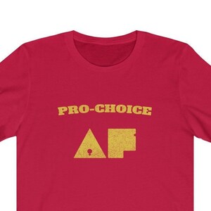 ロー対ウェイド事件プロチョイスシャツ - プロチョイスAFユニセックスTシャツ - 女性用生殖中絶権フェミニストシャツ、ロー対ウェイド事件を擁護