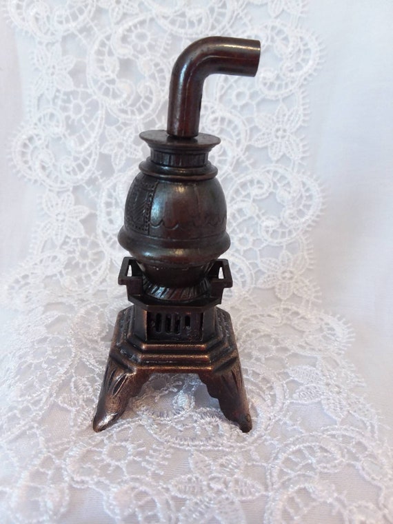 A Vintage Miniature Potbelly Stove Was Made for Holly Hobbie - Etsy