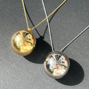 Gold pendant hotsell under 3000