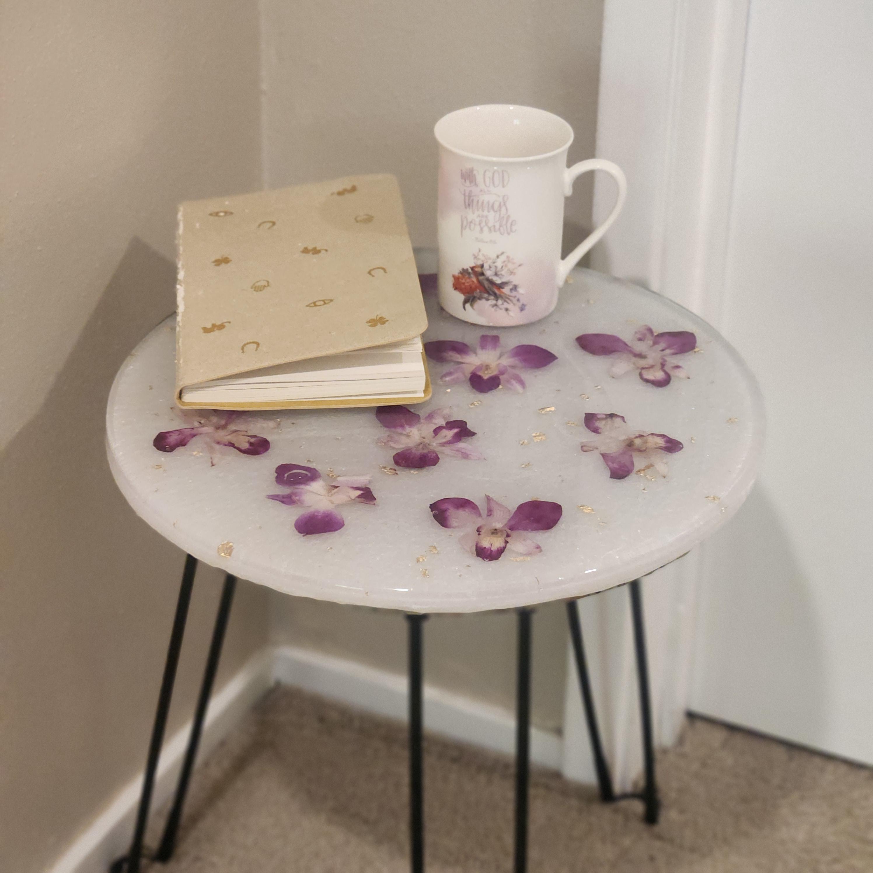 Resin Flower Coffee Table, Handmade Botanical Side Table, Real Dried ...