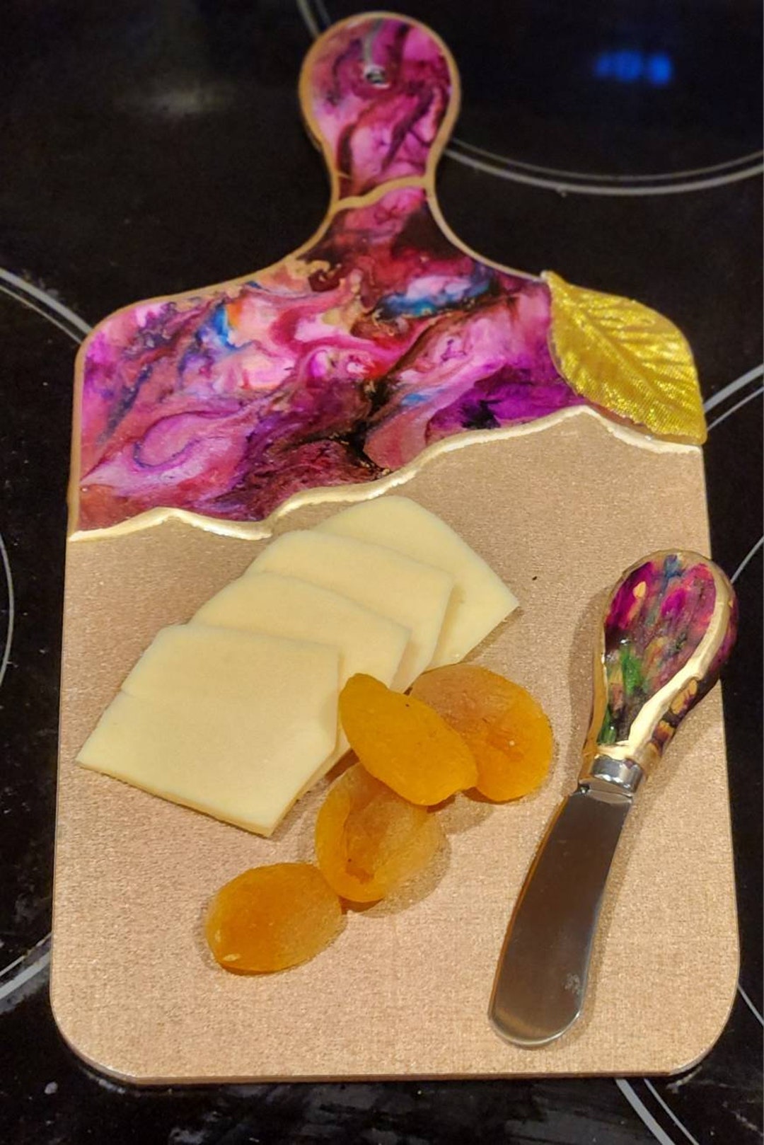 Resin Cheeseboard, Charcuterie Board, Resin Art Cheeseboard,wood