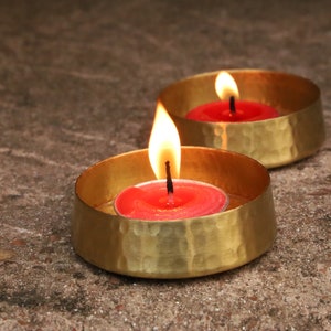 Conjunto de suporte de luz de chá de latão puro feito à mão com 2 suportes de vela para decoração de casamento votivo