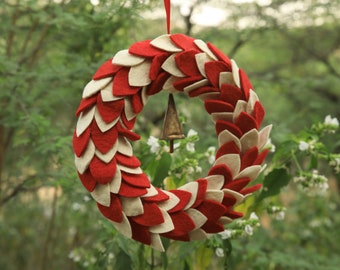 Felt wreaths for front door With Rusitc Bell Farmhouse Spring Red wreath bow Ornament Christmas