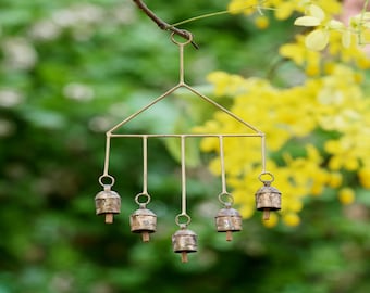 Rustikales Goldglockenspiel, handgefertigtes Kupfer & Eisendekor