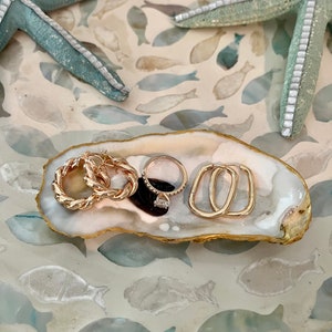Oyster Shell Jewelry Dish – Handcrafted Coastal Ring Holder or Trinket Tray | Beach Decor Gift for Her | Gold Trimmed Shell Dish