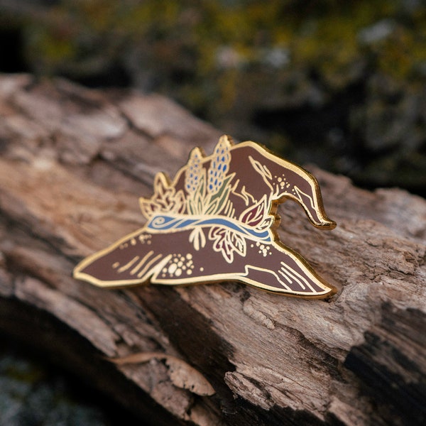 Forager's Hat Hard Enamel Pin - Tastefully Spooky Collection | Flower Lapel Pin, Autumn Fall Brooch, Witch Accessory