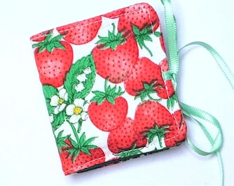 Strawberry Needle Book: Cotton Needle Case with Pocket