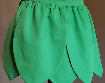 Green tulip apron with 5 petals, rosebud apron