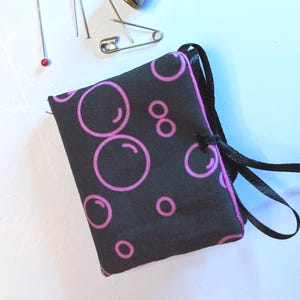 Pink Bubbles Needle Book: Cotton Needle Organizer with Pocket