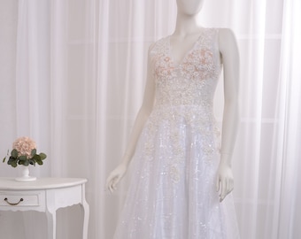 SALE!! Magnificent wedding dress (Brautkleid, Hochzeitkleid) is decorated with lace and silver thread,sequins,buttons on the back