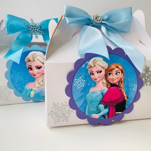 Frozen candy bags (4-5-6)/ Elsa treat bags/Frozen boxes/ Frozen treat boxes/ Frozen favors/ Froze party decorations.